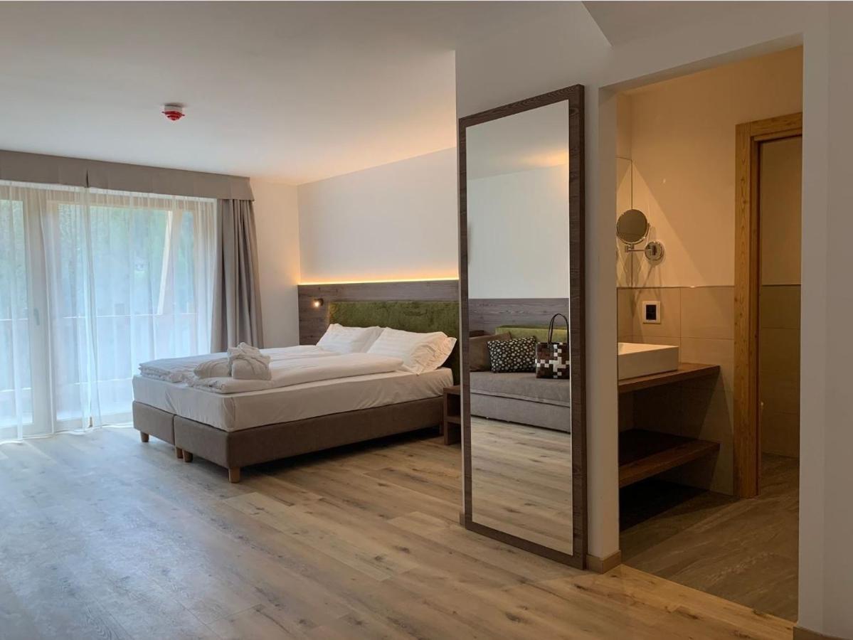 Hotel Miravalle Сорага Екстер'єр фото
