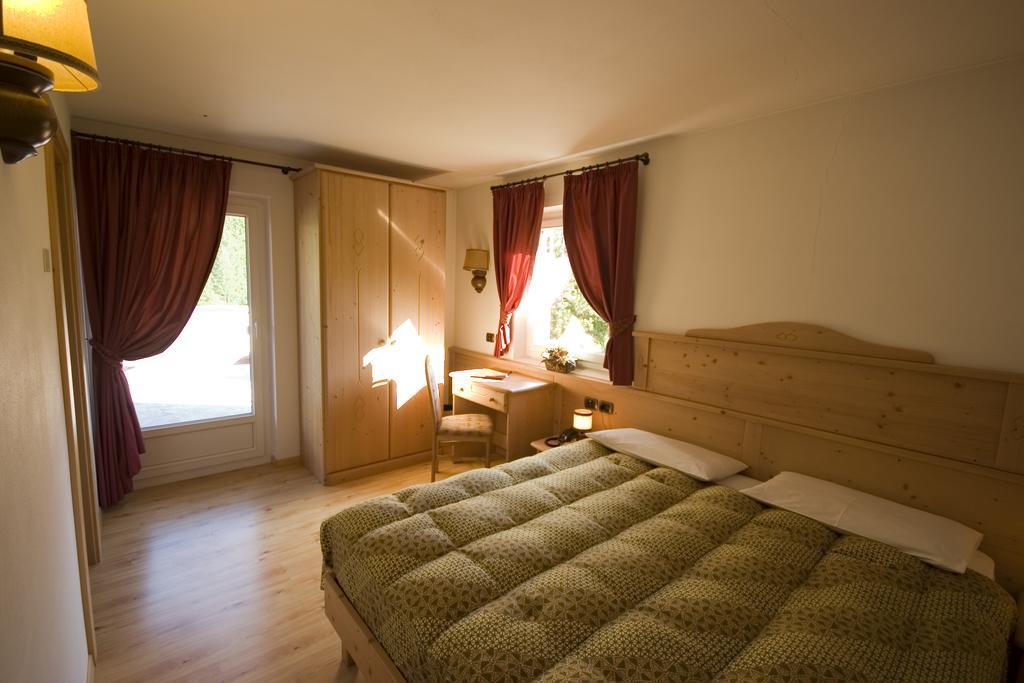 Hotel Miravalle Сорага Екстер'єр фото